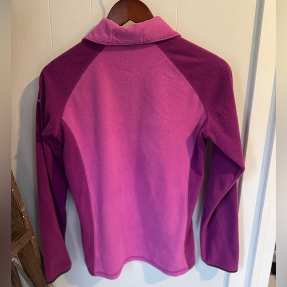 ✨ Columbia Pink Fleece Pullover ✨
Size S 🤍 - Picture 3 of 5